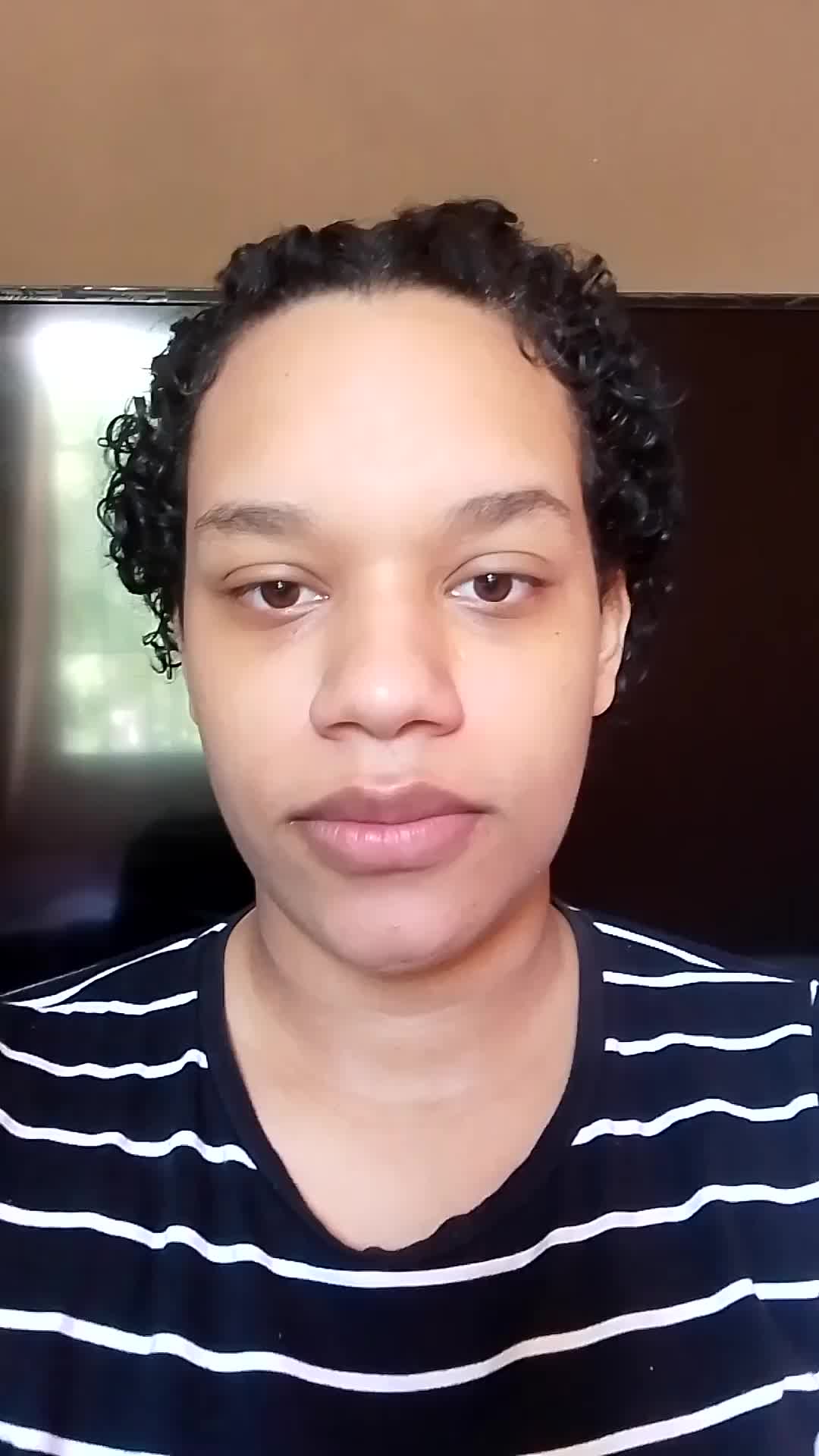 Elianli video thumbnail