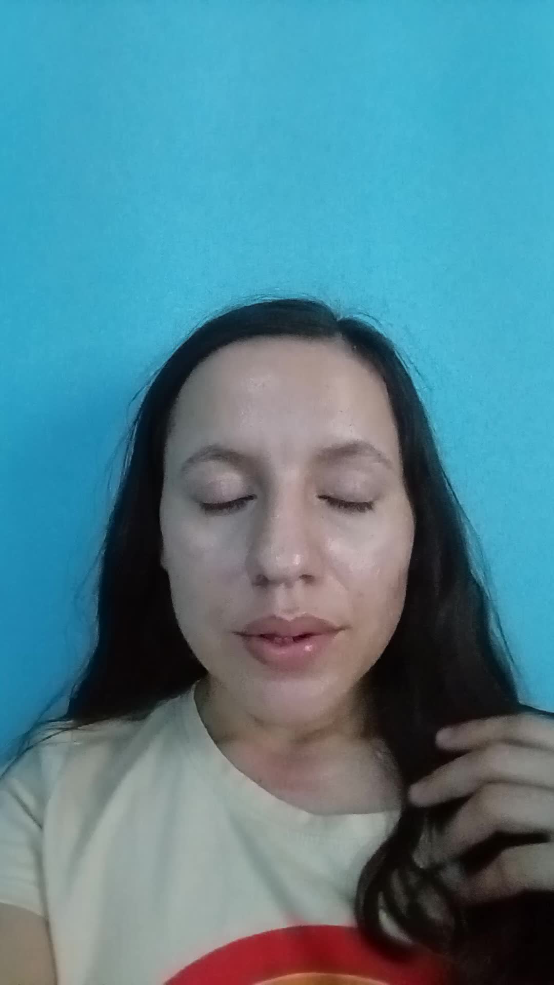 Lilian pineda video thumbnail