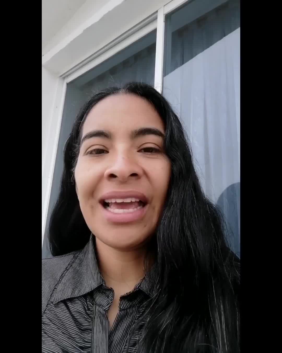 Paola Cruz video thumbnail
