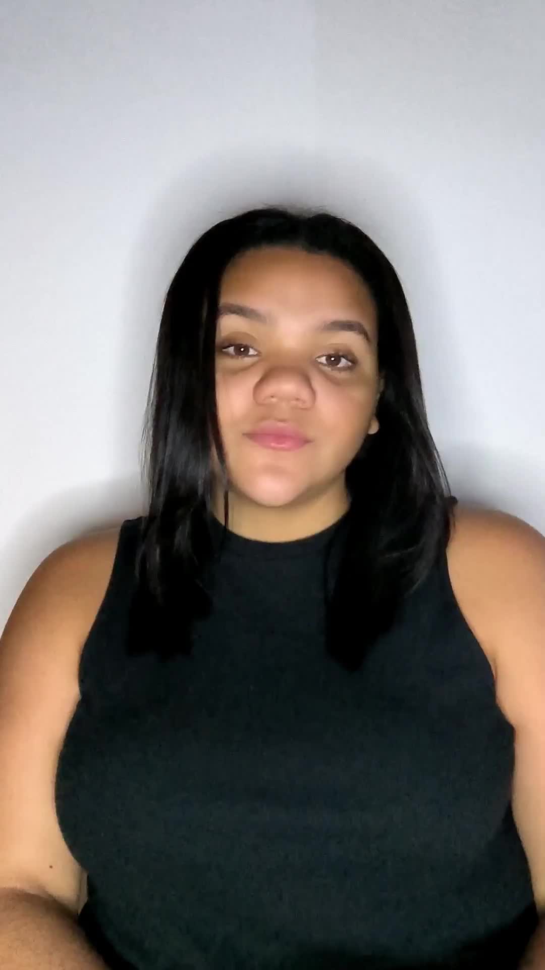 Victoria Urbina video thumbnail