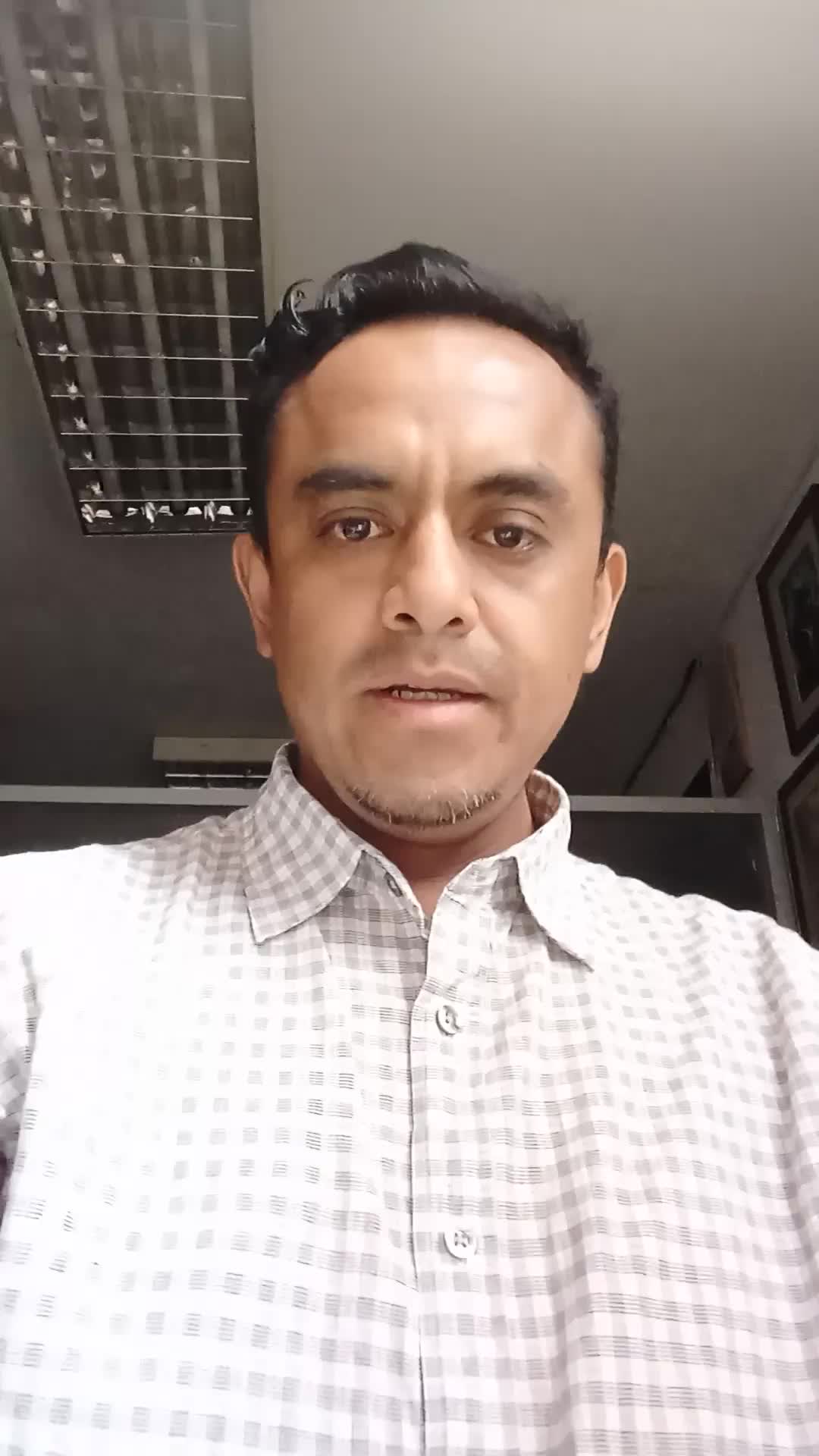 Carlos L video thumbnail