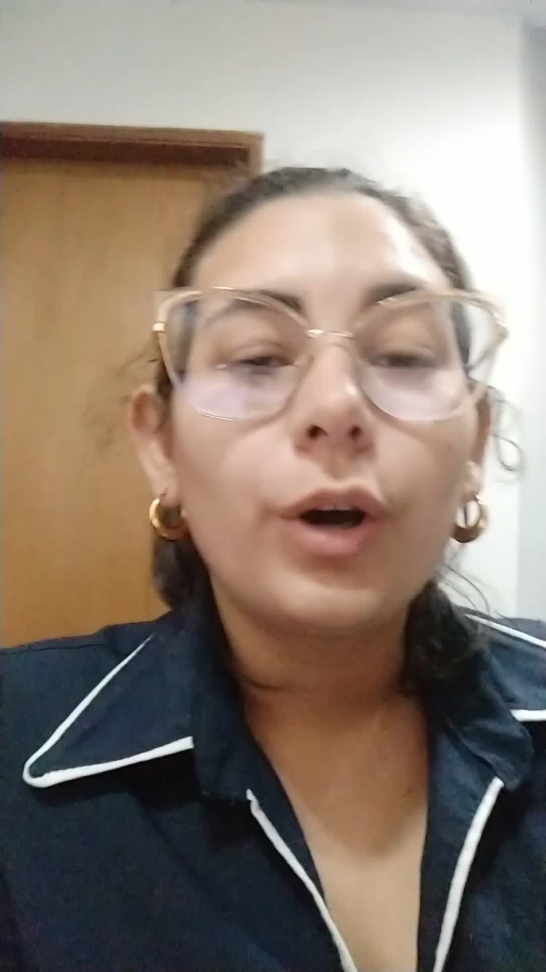 América video thumbnail