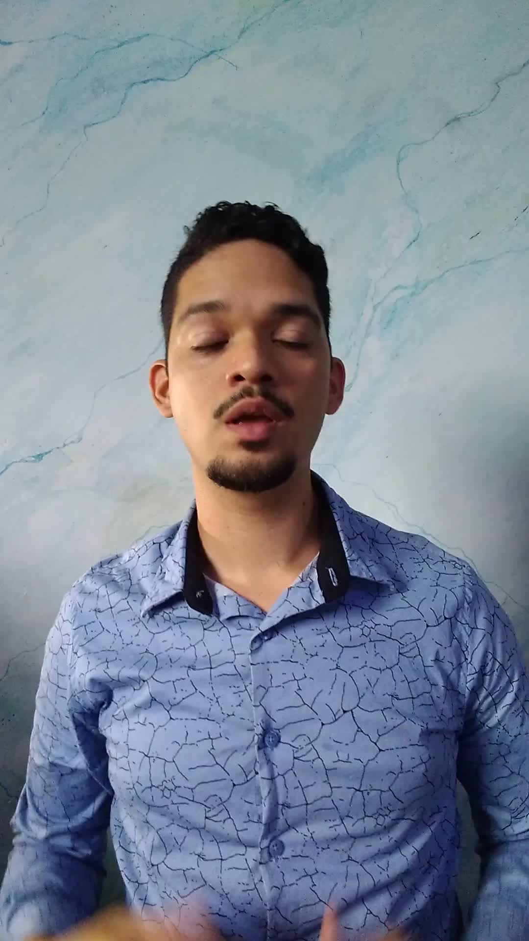 Luis Dylan video thumbnail