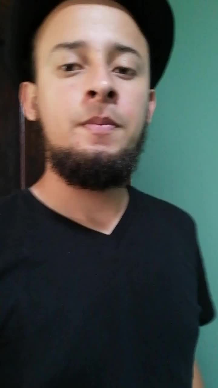 Emerzon Montalván video thumbnail