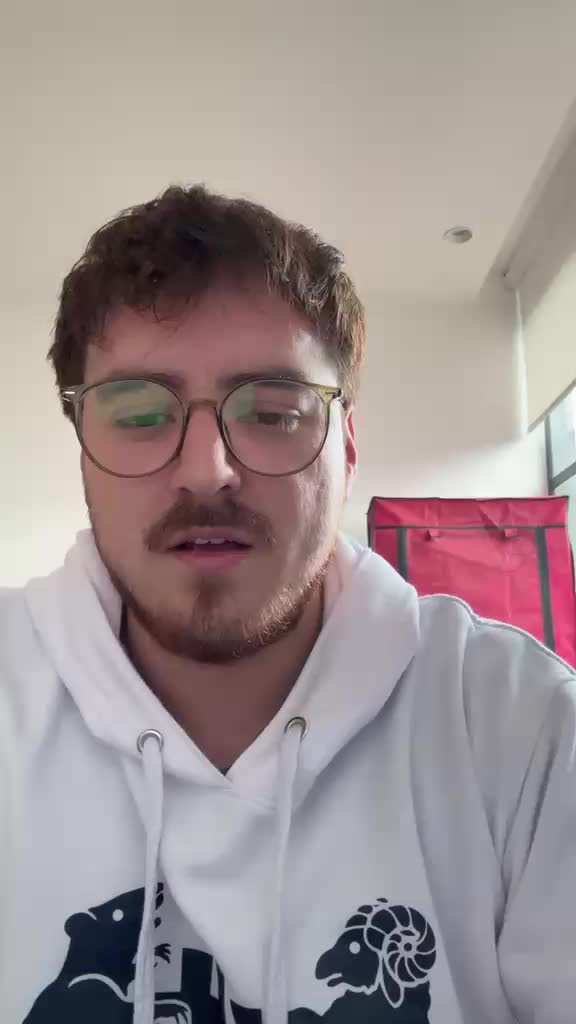 Alejandro González video thumbnail